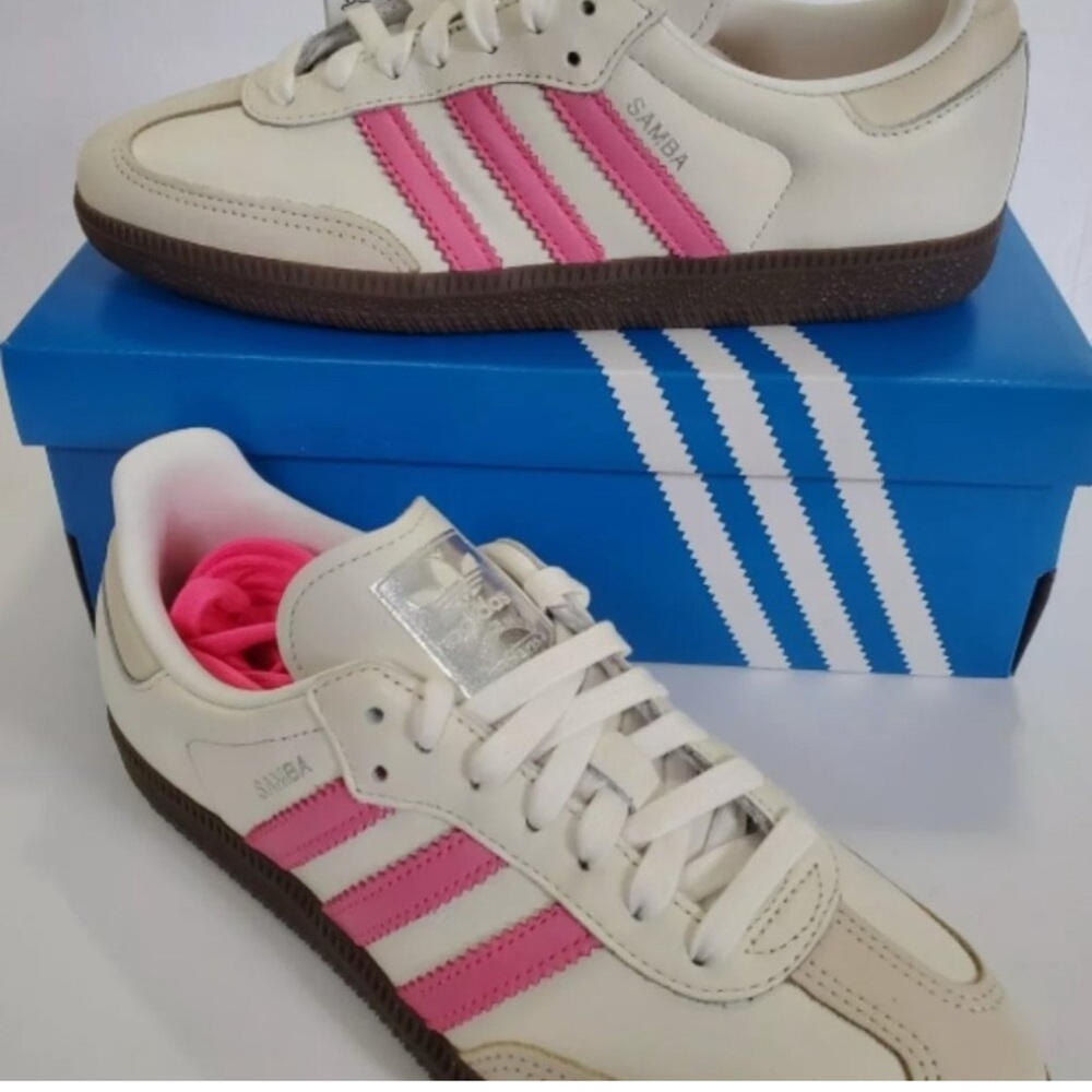 NWT Adidas Women's Samba Sneakers - Cream and Pink